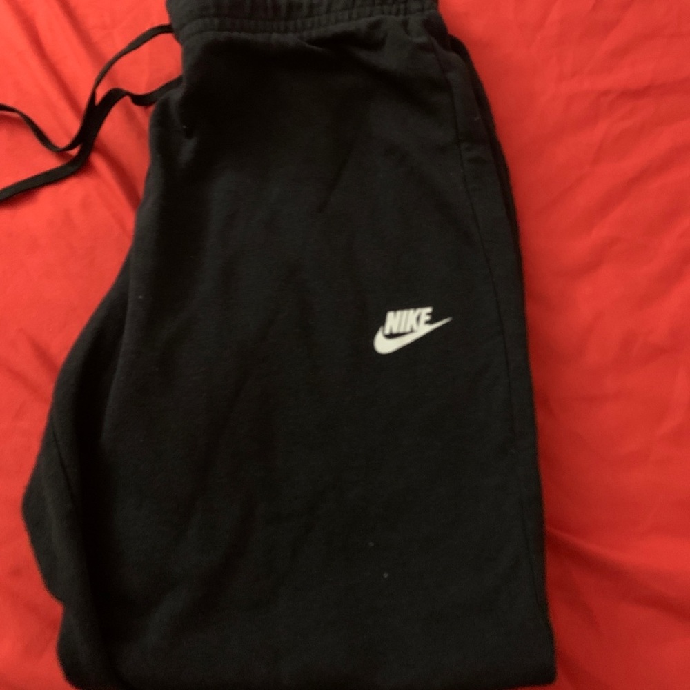 Nike sweatsuit pants